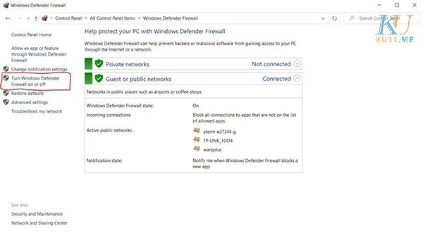 Click chọn vào mục “Turn Windows Defender Firewall On Or Off”.